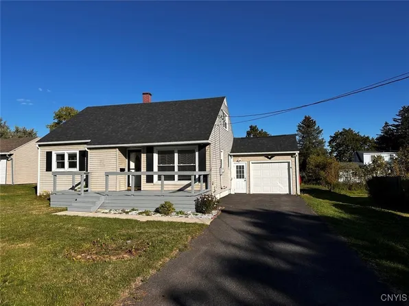 514 Rockhaven Rd, Utica, NY 13502