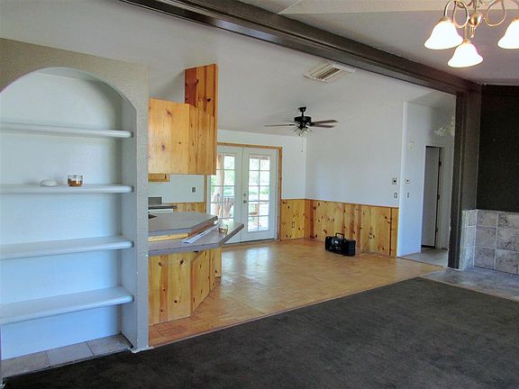 5th image of 8295 Parsley Ct