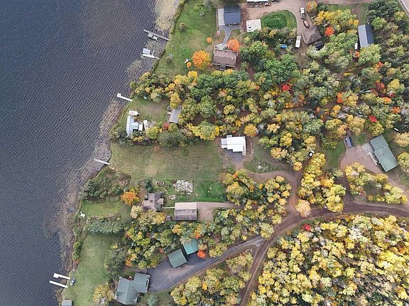 3rd image of 4818 Birch Ln
