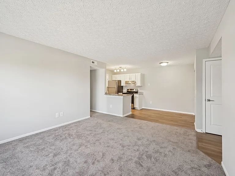 Greensview — Photo 69