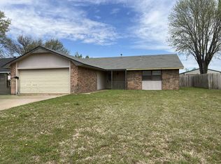 350 Scott Dr, Lahoma, OK 73754