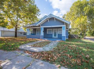 1301 Bois D Arc St, Commerce, TX 75428