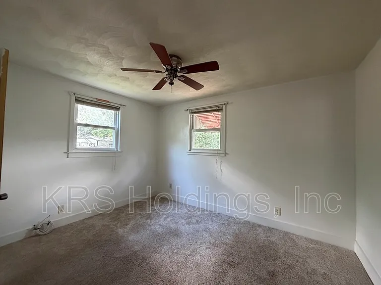 1025 Baltimore St #A — Photo 7