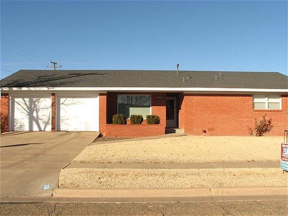 2nd image of 320 Murray Dr