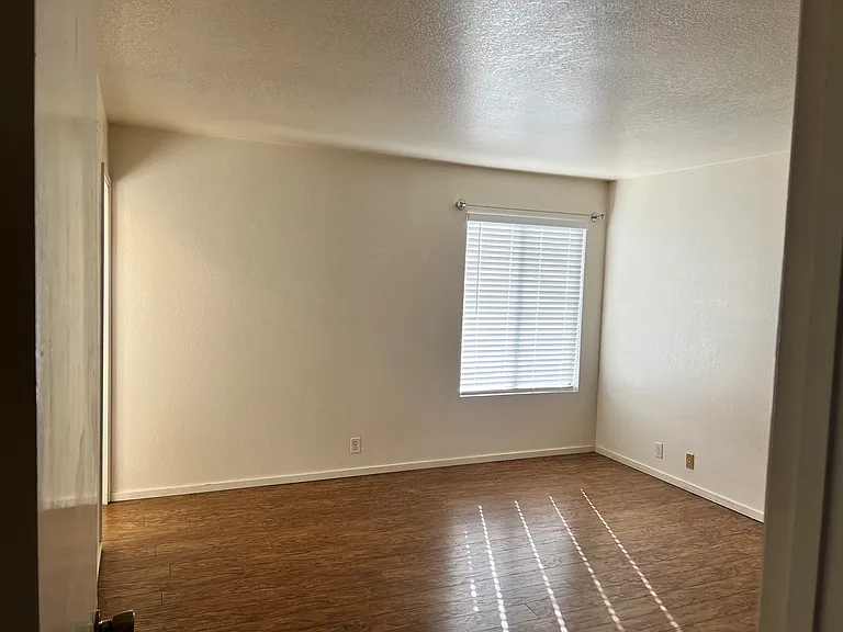 3095 Marina Dr #14 — Photo 11