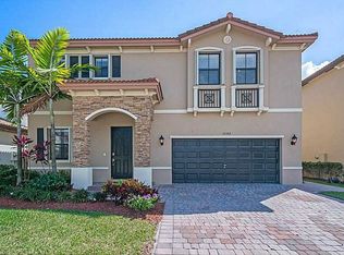 10392 SW 225th Ter, Miami, FL 33190