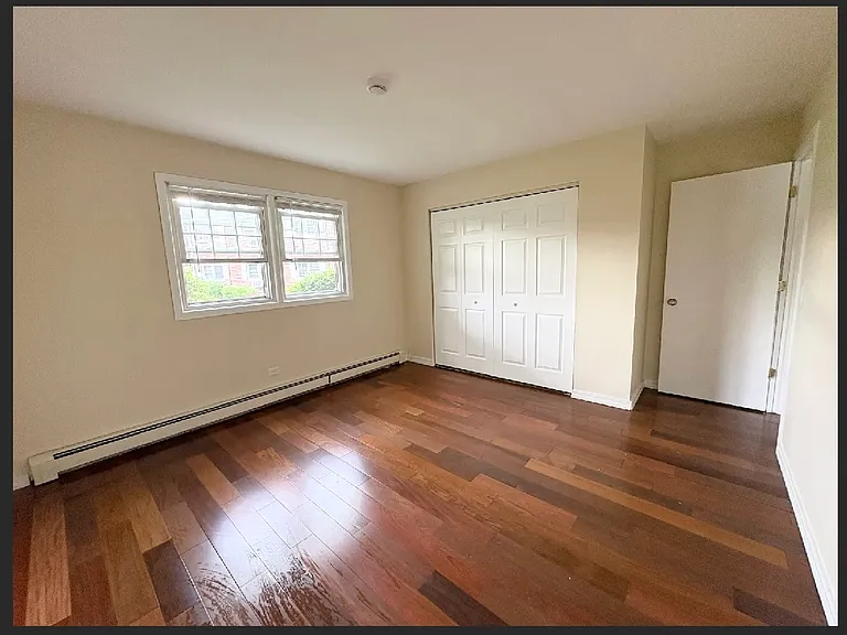 2343 Ogden Ave N #3 — Photo 9
