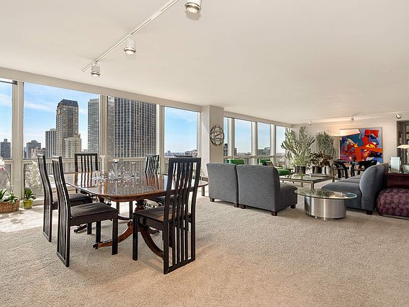 Living Room / Dining Room