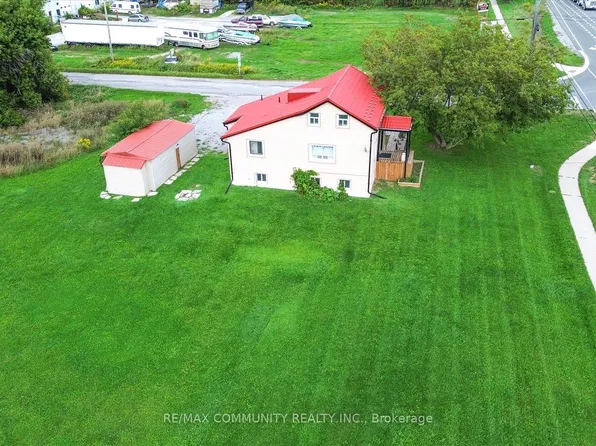 6 Sunkist Rd, Georgina, ON L0E 1N0