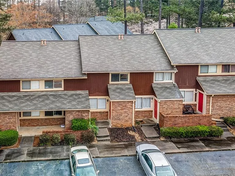 37 Country Place Ct — Photo 25