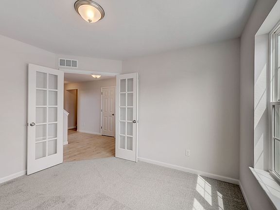 Bridgeport Flex Room