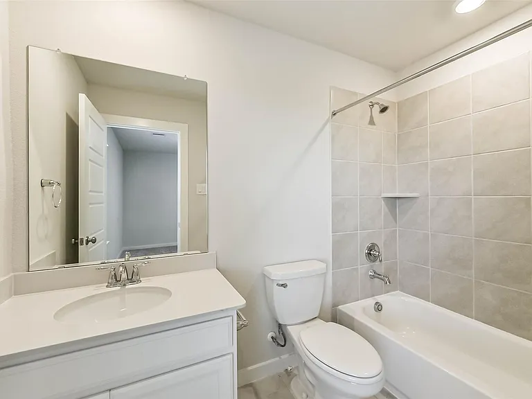8515 Lake Groove Ln — Photo 20
