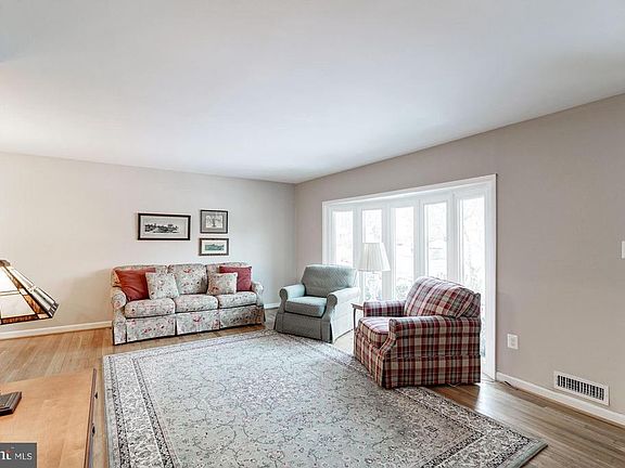 Large Living Room with Hardwood Flooring