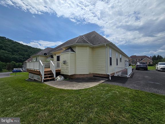 5th image of 10501 Pearl View Pl