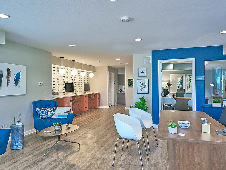 Sloan's Lake Apartments — Photo 12
