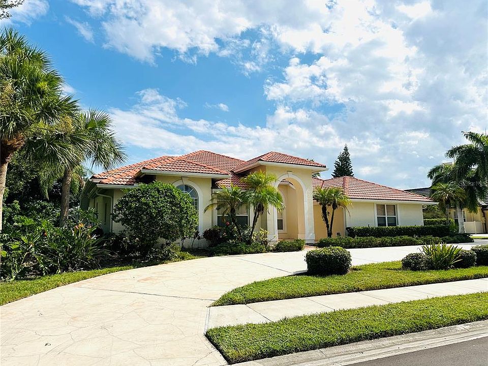 1st image of 4174 Escondito Cir