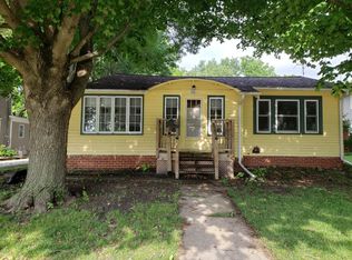 717 6th St, Nevada, IA 50201