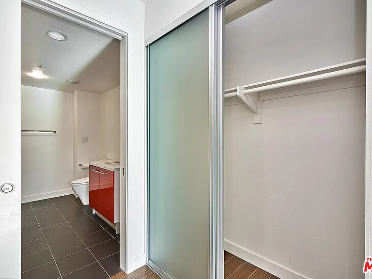 901 S Flower St #500 — Photo 29