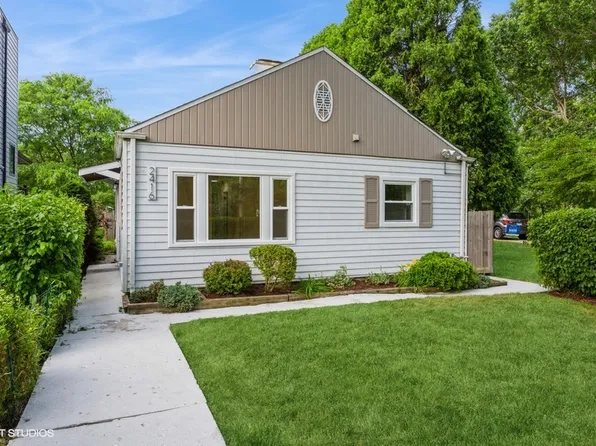 2416 Wade St, Evanston, IL 60201