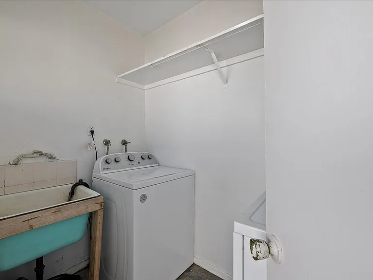 4444 E. Sunny Dunes Road — Photo 5