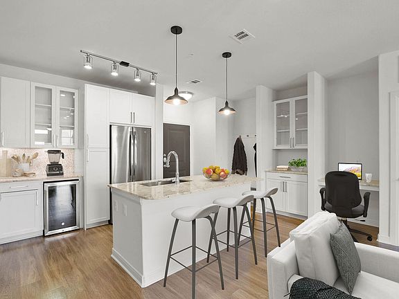 2nd image of 2601 Lakeside Pkwy #6316