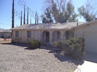 8831 11th St, Hesperia, CA 92345