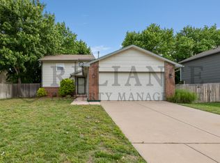 11902 W Jamesburg St, Wichita, KS 67212
