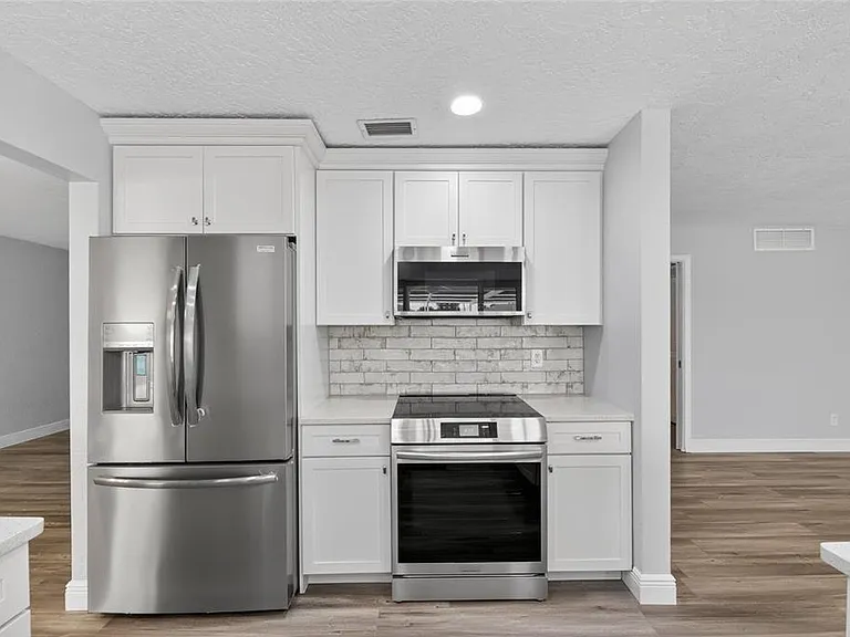6305 Cottonwood Ln — Photo 20