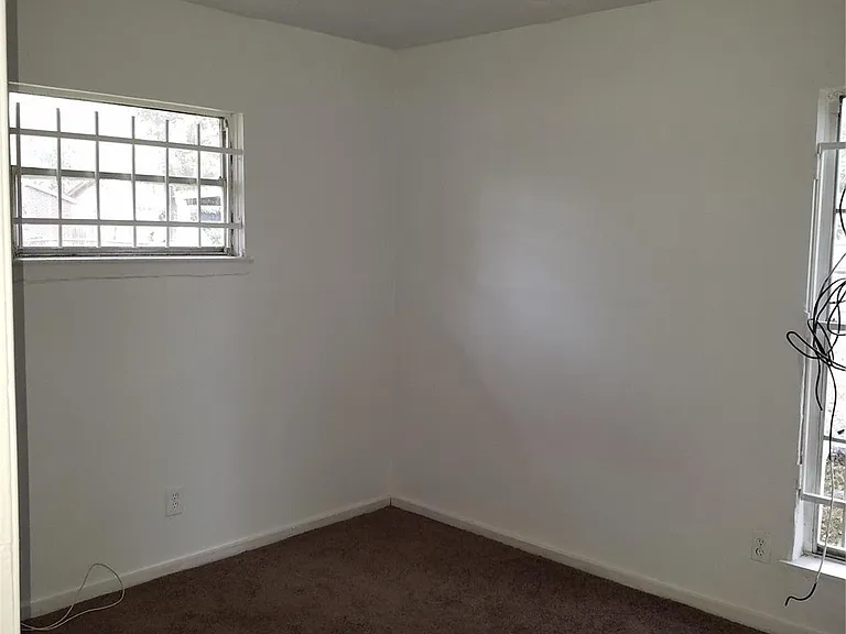 7630 Claiborne St — Photo 4