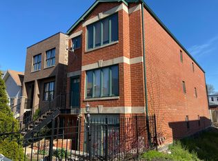 2442 W Fillmore St #3, Chicago, IL 60612