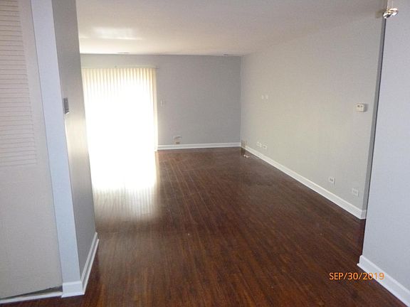 4th image of 1013 Des Plaines Ave APT 407