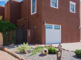2567 Camino San Patricio, Santa Fe, NM 87505