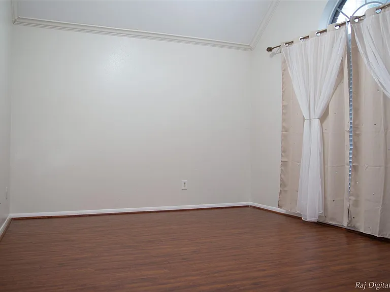 4918 Pinder Ln — Photo 34