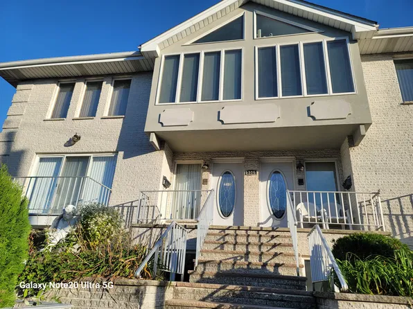 330 12th St APT B, Palisades Park, NJ 07650