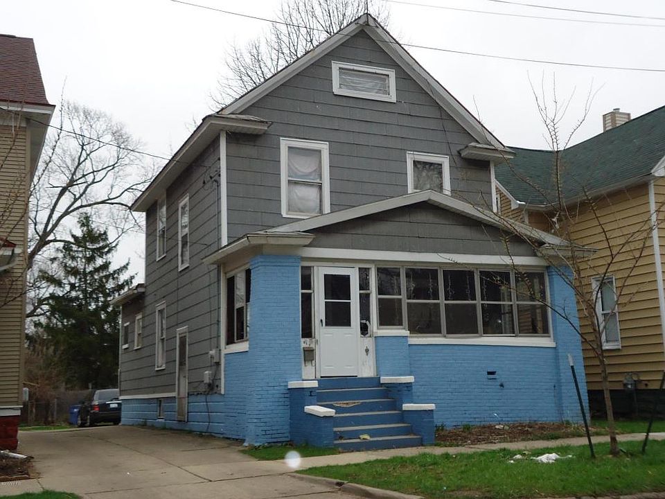 1st image of 146 National Ave NW