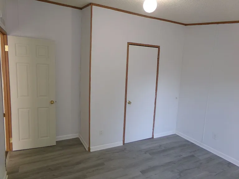 1015 Grassland Ct — Photo 14