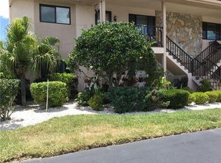 9950 Eagles Point Cir APT 1, Port Richey, FL 34668