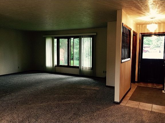4th image of 1203 Hahn Ct #Duplex