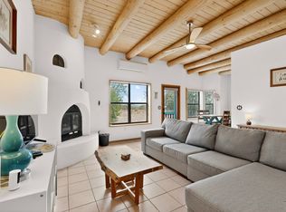 7 Bonito Ct, Santa Fe, NM 87508