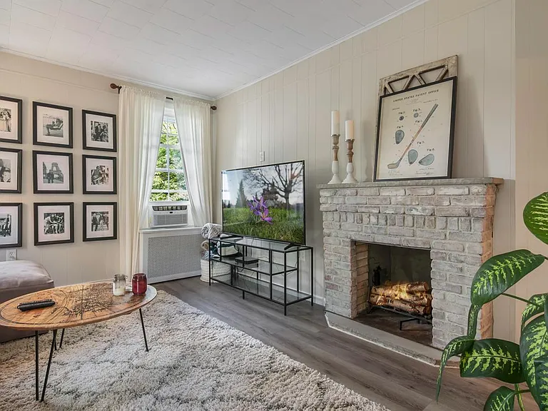 46 Hazelwood Rd #2 — Photo 9