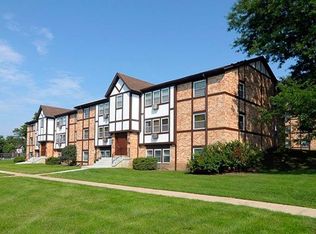 354 Kent Ln #11-303, Madison, WI 53713