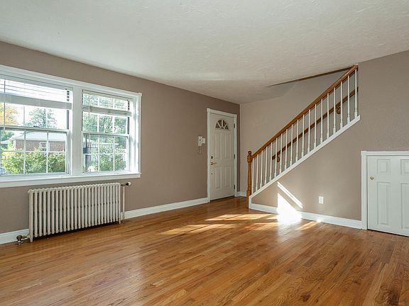 3rd image of 5999 E 28th Ave