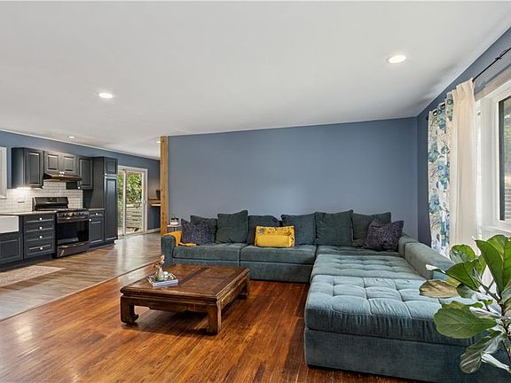 4th image of 8921 W 65th Dr