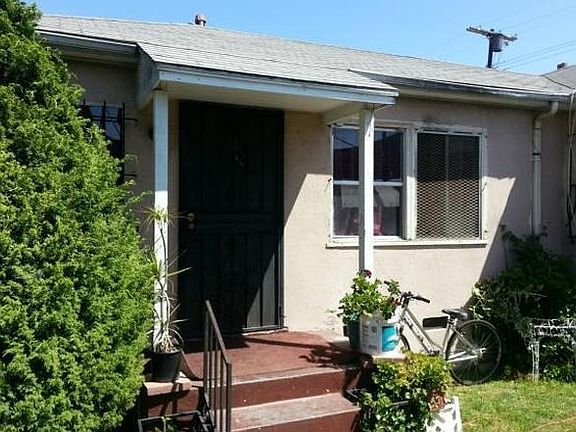 4th image of 2024 W Florence Ave #1