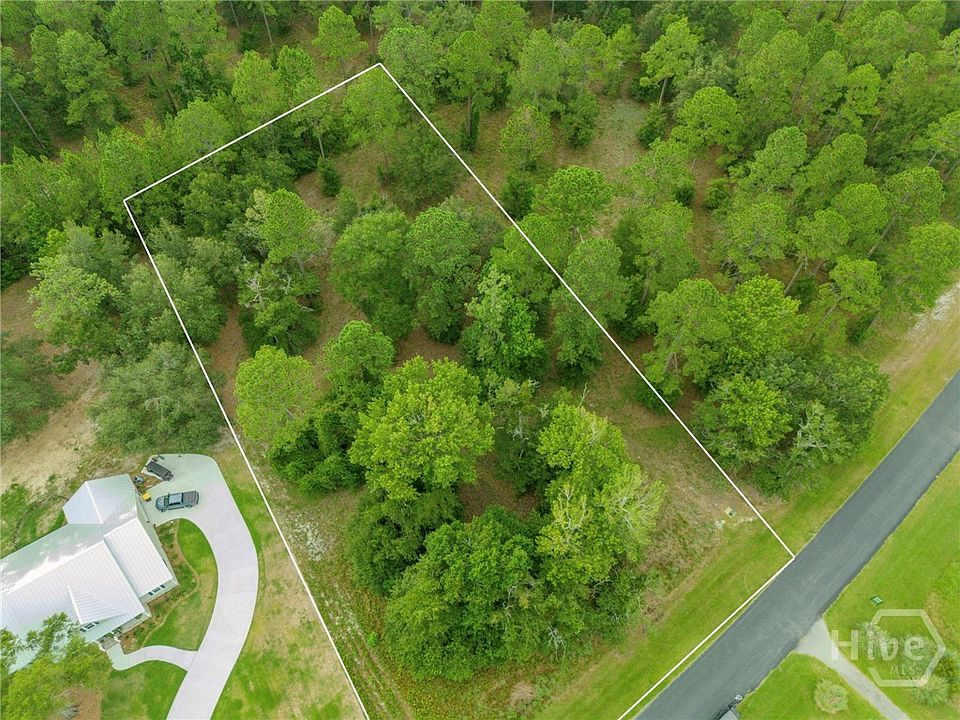 1st image of 70 NE Coopers Point Drive NE