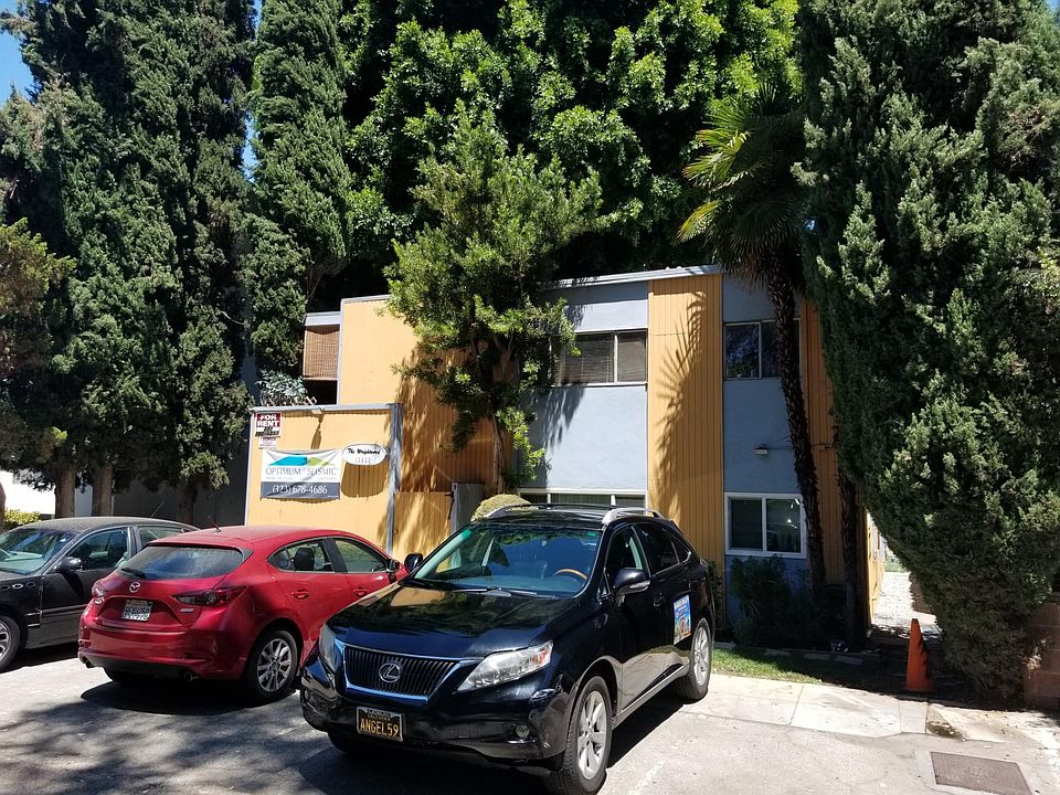 1st image of 10905 Fruitland Dr #8