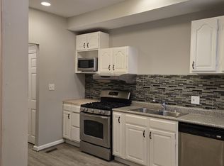 5065 Northland Ave, Saint Louis, MO 63113