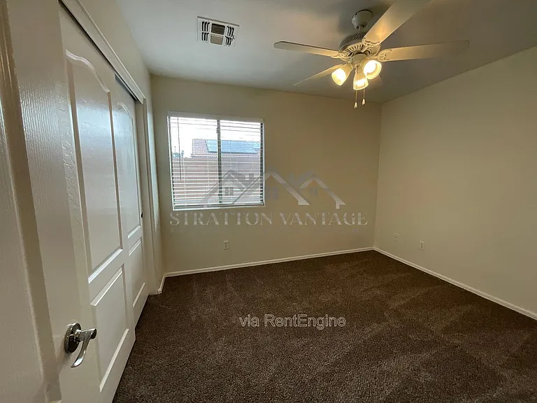 25654 W Satellite Ln — Photo 36