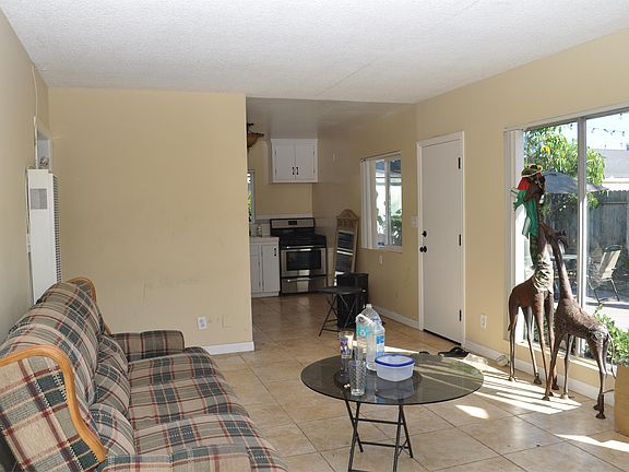 Bright Living Room. (please ignore the mess)