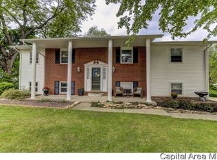 3204 Victoria Dr, Springfield, IL 62704